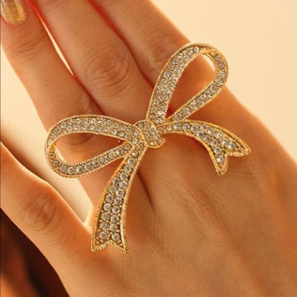 4 for $25 SALE!!!! Rhinestone Bow Ring - Picture 2 of 3